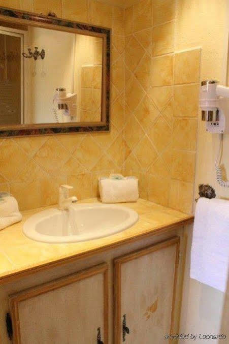 Hotel Nina 2*